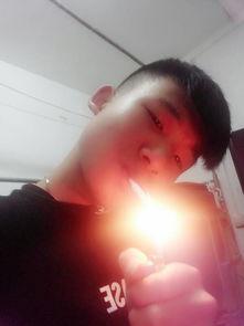 小奇奇的个人资料,探索青春梦想的逐梦少年